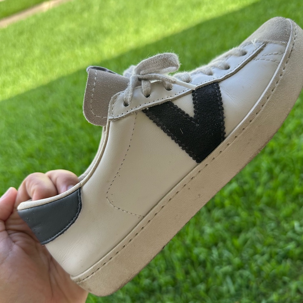 Victoria Women's White and Black Sneakers